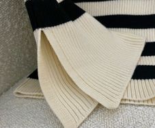 M and S jumper BNWOT Size M 12 - 16