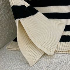 M and S jumper BNWOT Size M 12 - 16