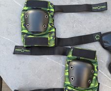 Skate knee and elbow pads Pro-tec brand