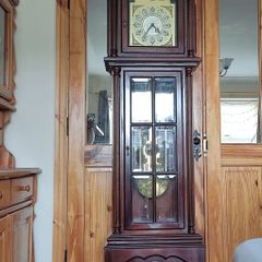 Stand Clock Mechanical with Rope Movement. Watch manufacture Hermle. Tempus fugit.