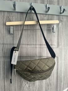 BNWT Guess Bum Bag