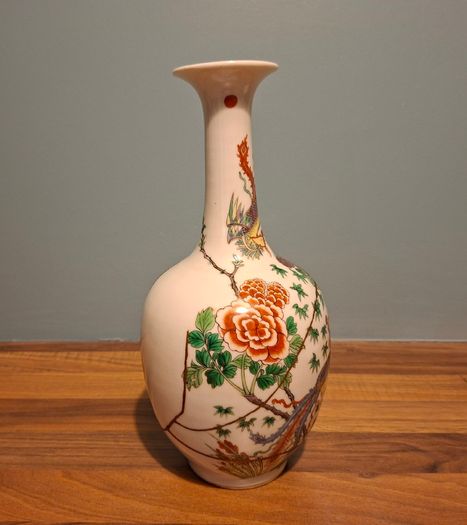 Late 19th Century famille verte mei ping vase phoenix Pattern, Hand Painted