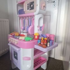 Kids play kitchen