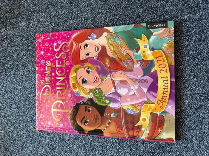 Princess book annual 2021