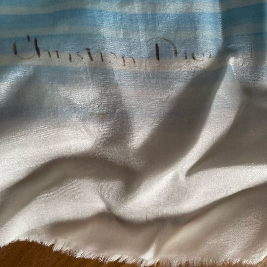 Ladies scarf
