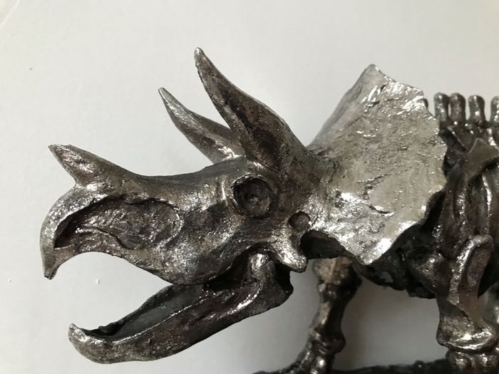 dinosaur skeleton