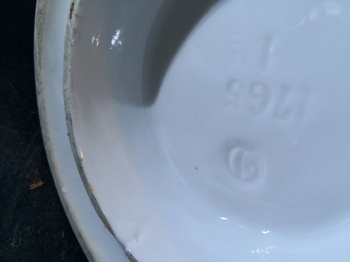 Exceptionally nice large vase with 2 Art Noveau heads