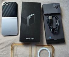 Samsung phone Z Flip 6
