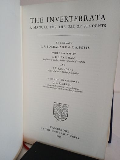 The Invertebrata: A Manual for the Use of Students by the Late L. A. Borradaile and F. A. Potts (RB246)