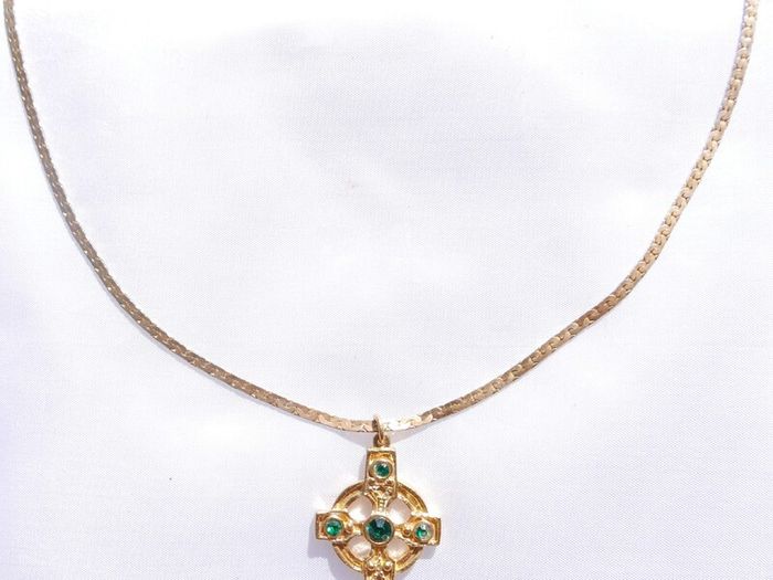 Vintage Traditional Celtic Knot