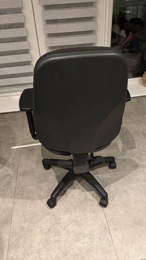 Ergonomic Black Office Desk Chair - Fully Adjustable & Great Condition
