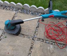 Bosch grass strimmers