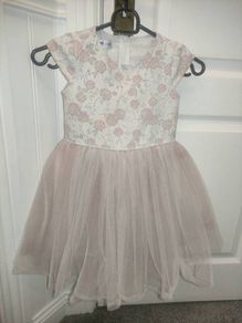 Flower girl dress size 104cm