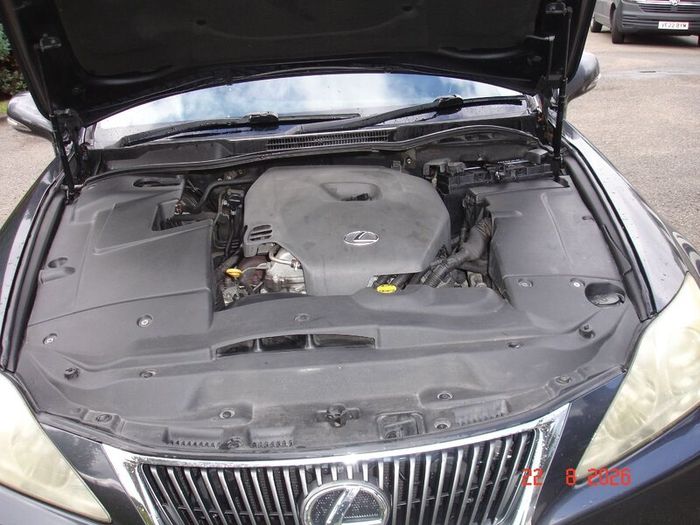 Lexus IS 2010