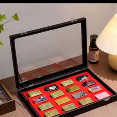 Lighter display box for Zippo