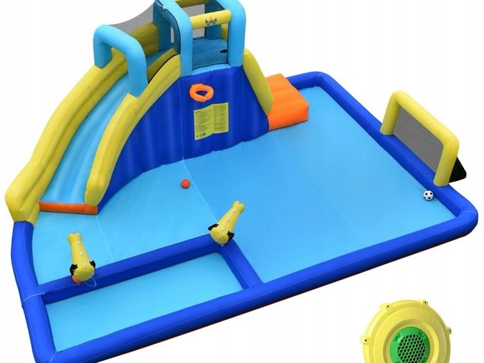 bouncy castle waterpark