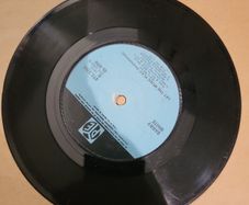 Barry White Let The Music Play 7 inch Vinyl