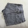 Hollister girls shorts age 12-15 approx, waist 23 Image 5
