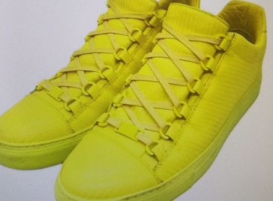 Authentic Balenciaga Trainers (size 41)