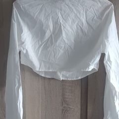crop white shirt fits Xs s