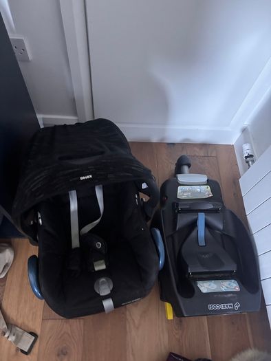 Maxi cosi car seat