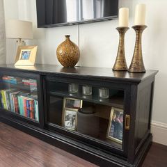 Solid wood cabinet