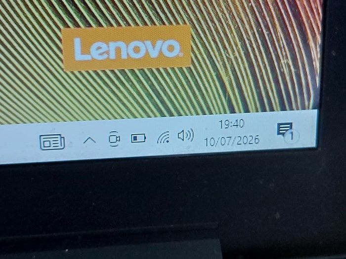 Lenovo Ideapad 310-15ABR, Model 80ST, AMD A10-9600P R5, `10 Compute Cores, 4C + 6G, 2.4GHz, Windows 10, Microsoft Edge, Chrome, and VLC