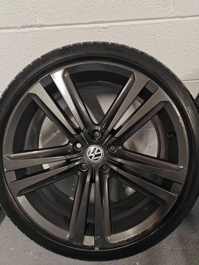 19" Seat Cupra R Alloy Wheels