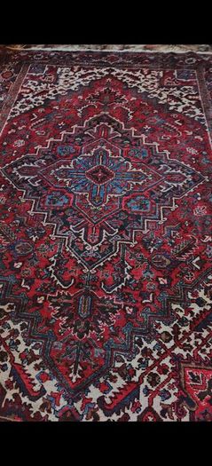 Classic Large Persian Heriz Hand Knotted Carpet Rug