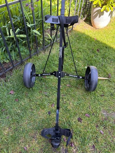 Golf trolley