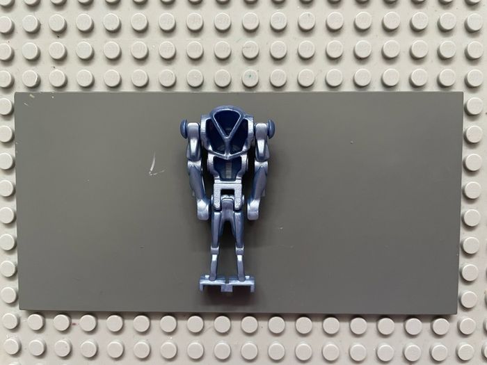 lego Star Wars sw0056 Super Battle Droid minifigure- Pearl Sand Blue