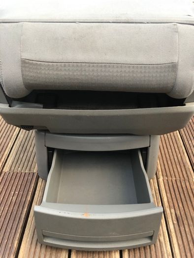 VW Multivan swivel seats T5