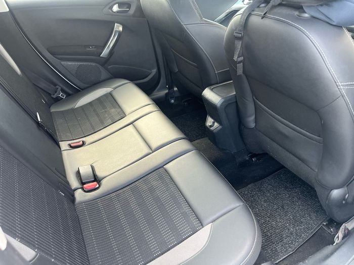 2015 Peugeot 2008