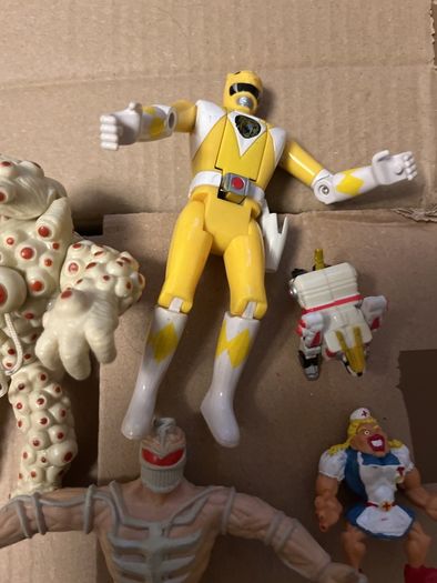 Vintage Power Rangers Action Figure Lot 1990s - 100% Complete Eye Guy, Tigerzord, Yellow Ranger, Lord Zedd + Monster