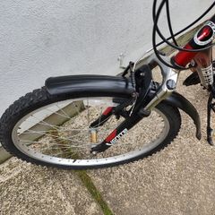 bike 26"wheels, mudguards,front, rear lamp ready to ride!