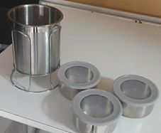 .Stainless steel kitchen fridge storage containers with biscuits container, like new. Keeps food fresh for long.