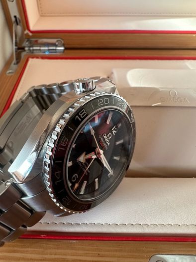 Omega Seamaster Planet Ocean