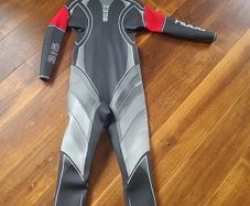 Huub 3:5 wetsuit swimming or triathlon