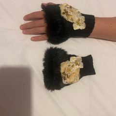 Handmade gloves