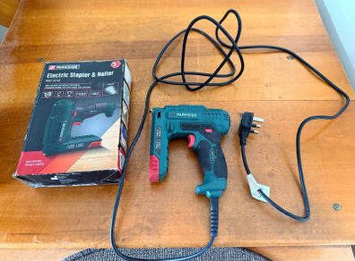 Electric stapler and nailer
