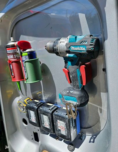 Makita wall mount cordless screwdriver