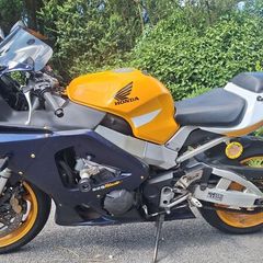 Honda Fireblade 2001