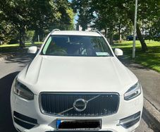 White XC90