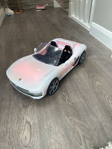 Rainbow high colour change car