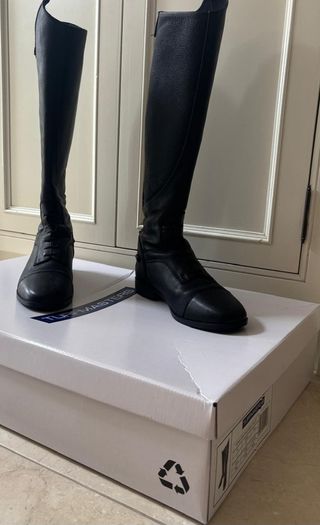 Horse riding boots