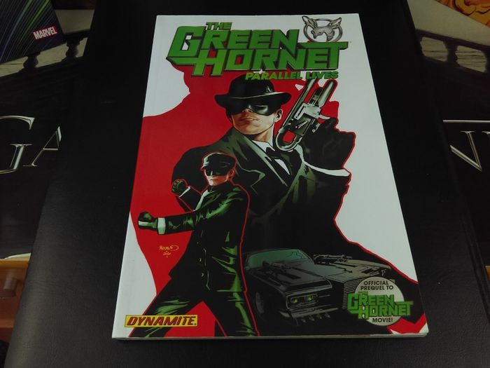 Green Hornet Parallel Lives ! Graphic Novel ! Trade Paperback ! TPB ! by Dynamite !