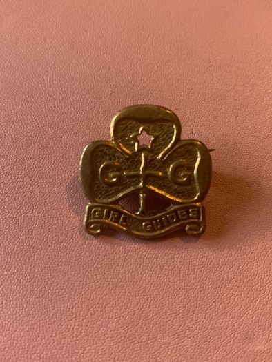 Vintage Girl Guides Pin Badge