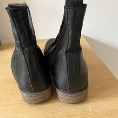 Womens boots