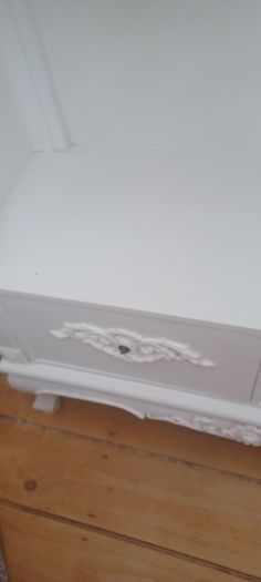 White Amourie