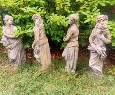 garden statues